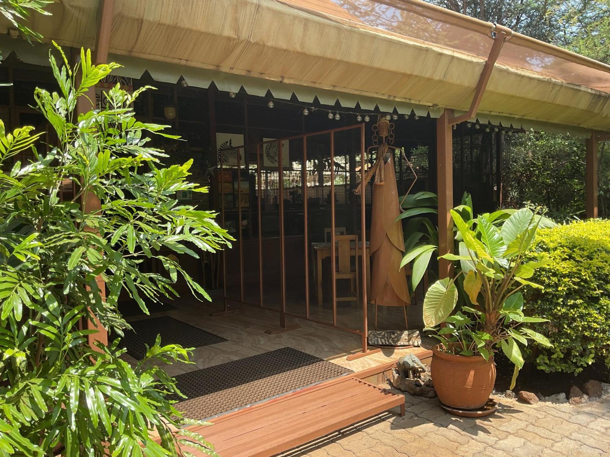 فندق Ikweta Safari Camp Maua المظهر الخارجي الصورة