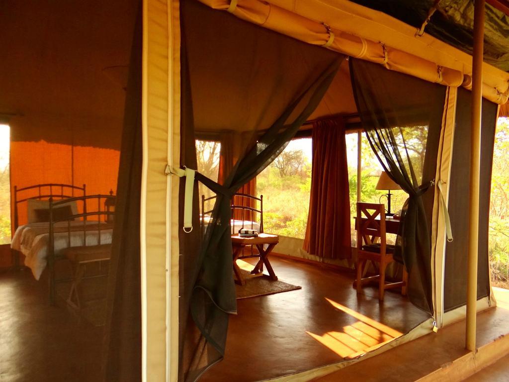 فندق Ikweta Safari Camp Maua المظهر الخارجي الصورة